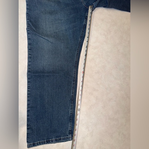 Wrangler Men’s 46x30 Straight Leg Denim Jeans 5 Pocket All Season RN# 130273 EUC - Picture 5 of 9